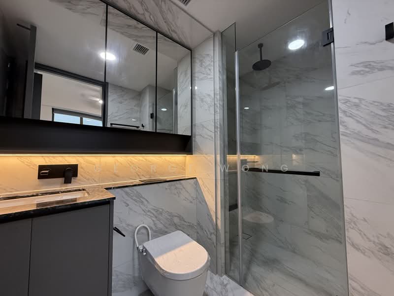 The Landmark, 173 Chin Swee Road, 2 Bedrooms, 678 sqft, Condominium For Rent, by George Wong, 500115299 - Bathroom - PropertyGuru.com.sg