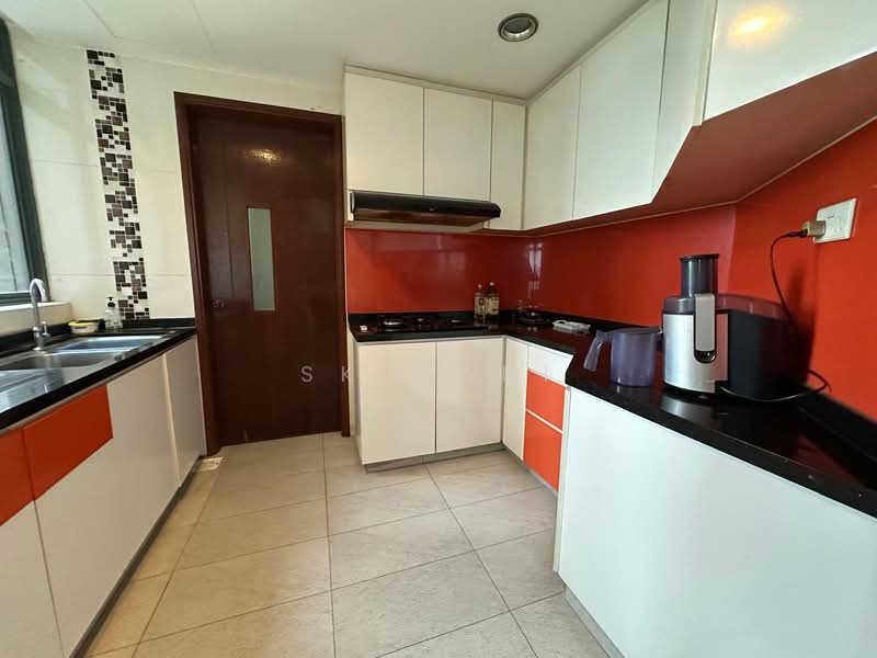 Summerdale, 2 Boon Lay Drive, 3 Bedrooms, 1,195 sqft, Condominium For Sale, by Sk Mani, 500115301 - Kitchen - PropertyGuru.com.sg