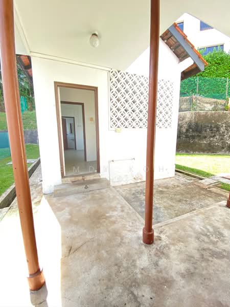 Pasir Panjang Hill, Pasir Panjang Hill, 5 Bedrooms, 5,000 sqft, Detached House For Rent, by Emdy Koh, 500115303 - Maid’s Room - outside  - PropertyGuru.com.sg