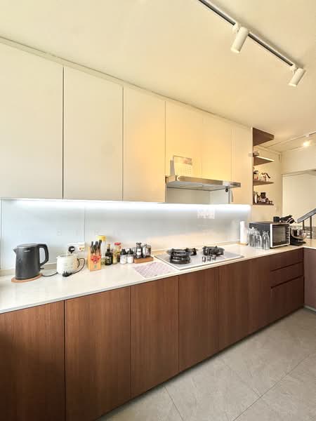 101 Pasir Ris Street 12, 101 Pasir Ris Street 12, 4 Bedrooms, 1,603 sqft, HDB Flat For Sale, by Bernie Cheo, 500115320 - Kitchen - PropertyGuru.com.sg