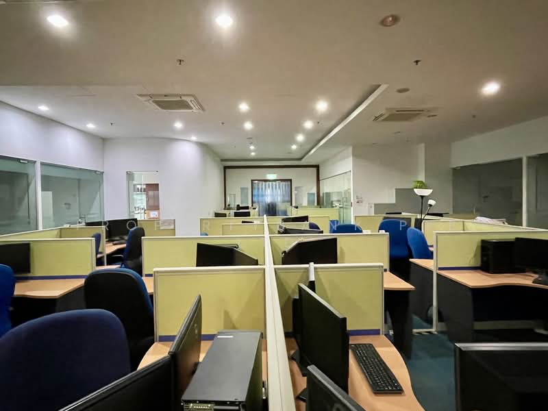 Prime Fitted Business Space Minutes from Tai Seng MRT, , 18,000 sqft, Light Industrial (B1) For Rent, by EDITH, 500115327 - Interior - CommercialGuru.com.sg