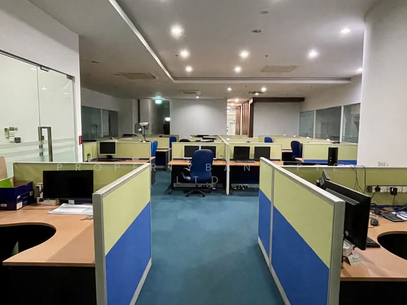 Prime Fitted Business Space Minutes from Tai Seng MRT, , 18,000 sqft, Light Industrial (B1) For Rent, by EDITH, 500115327 - Interior - CommercialGuru.com.sg