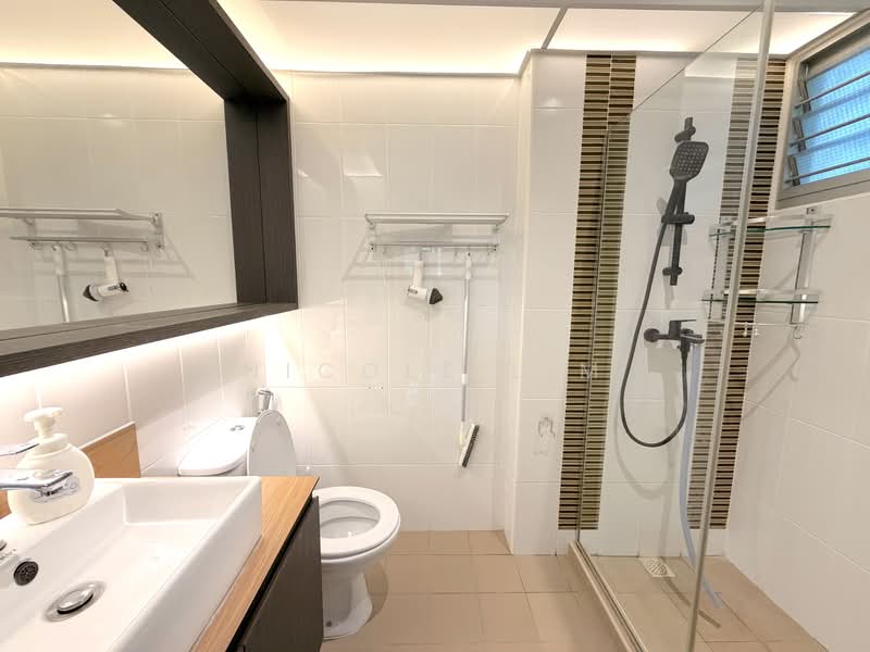 332A Anchorvale Link, 332A Anchorvale Link, 3 Bedrooms, 1,206 sqft, HDB Flat For Sale, by Nicole Lim, 500115329 - Bathroom - PropertyGuru.com.sg