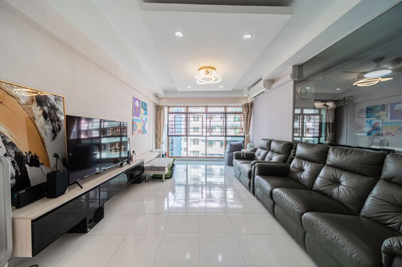 318C Anchorvale Link, 318C Anchorvale Link, 3 Bedrooms, 1,184 sqft, HDB Flat For Sale, by Jennyfurr Ee, 500115333 - Living Room - PropertyGuru.com.sg
