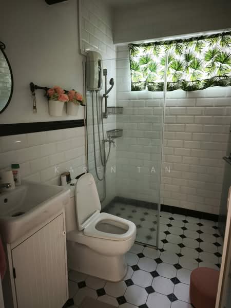 43A Sims Drive, 43A Sims Drive, 3 Bedrooms, 1,163 sqft, HDB Flat For Sale, by Karen Tan, 500115334 - Bathroom - PropertyGuru.com.sg