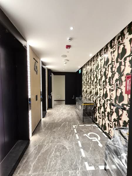 MBER, , 3 Bedrooms, 920 sqft, Apartment For Rent, by Wang Jing, 500115343 - Corridor - PropertyGuru.com.sg