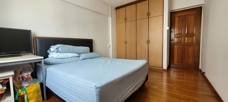 431 Tampines Street 41, 431 Tampines Street 41, 4 Bedrooms, 1,600 sqft, HDB Flat For Sale, by J Han, 500115344 - Bedroom - PropertyGuru.com.sg