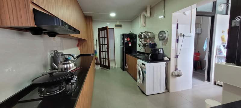 431 Tampines Street 41, 431 Tampines Street 41, 4 Bedrooms, 1,600 sqft, HDB Flat For Sale, by J Han, 500115344 - Kitchen - PropertyGuru.com.sg