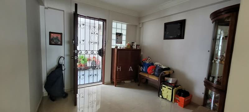 431 Tampines Street 41, 431 Tampines Street 41, 4 Bedrooms, 1,600 sqft, HDB Flat For Sale, by J Han, 500115344 - Entrance - PropertyGuru.com.sg