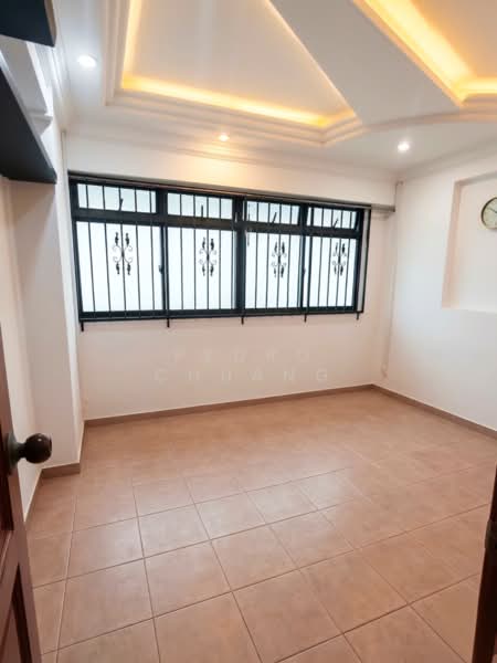 891 Tampines Avenue 8, 891 Tampines Avenue 8, 3 Bedrooms, 1,076 sqft, HDB Flat For Sale, by Pedro Chuang, 500115352 - Common Room - PropertyGuru.com.sg