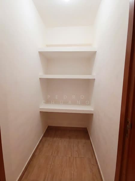 891 Tampines Avenue 8, 891 Tampines Avenue 8, 3 Bedrooms, 1,076 sqft, HDB Flat For Sale, by Pedro Chuang, 500115352 - Store Room - PropertyGuru.com.sg