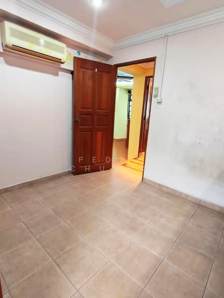 891 Tampines Avenue 8, 891 Tampines Avenue 8, 3 Bedrooms, 1,076 sqft, HDB Flat For Sale, by Pedro Chuang, 500115352 - Common Room - PropertyGuru.com.sg