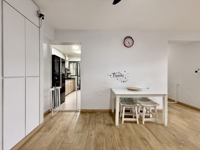 478B Yishun Street 44, 478B Yishun Street 44, 3 Bedrooms, 1,001 sqft, HDB Flat For Sale, by Emirly Tan 陈真珠, 500115360 - PropertyGuru.com.sg