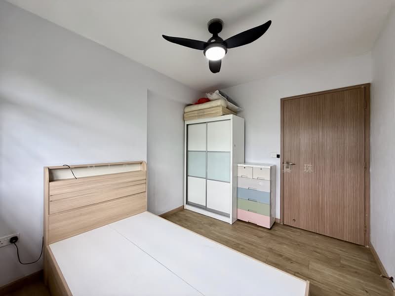 478B Yishun Street 44, 478B Yishun Street 44, 3 Bedrooms, 1,001 sqft, HDB Flat For Sale, by Emirly Tan 陈真珠, 500115360 - Bedroom - PropertyGuru.com.sg