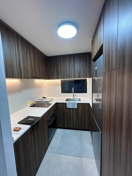 Lentor Modern, Lentor Central, 2 Bedrooms, 732 sqft, Condominium For Rent, by Alvin Ten, 500115366 - Kitchen - PropertyGuru.com.sg