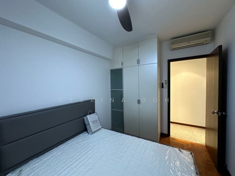 The Warren, 37 Choa Chu Kang Loop, 3 Bedrooms, 1,055 sqft, Apartment For Sale, by Desrina Goh, 500115370 - Bedroom - PropertyGuru.com.sg