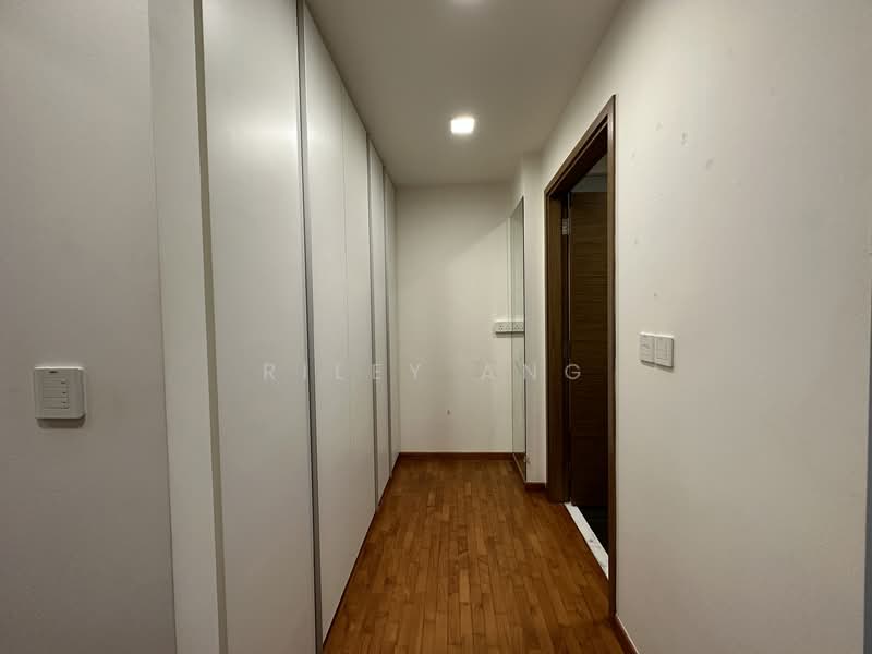 Double Bay Residences, 21D Simei Street 4, 3 Bedrooms, 1,313 sqft, Condominium For Sale, by Riley Ang, 500115371 - Corridor - PropertyGuru.com.sg