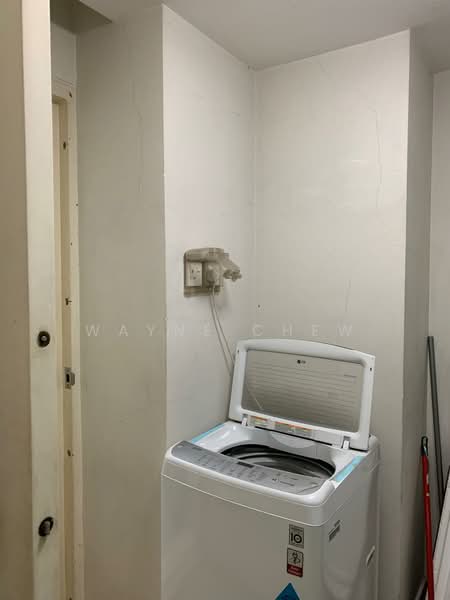 Baywater, 812 Bedok Reservoir Road, 2 Bedrooms, 1,044 sqft, Condominium For Sale, by Wayne Chew, 500115395 - Interior - PropertyGuru.com.sg