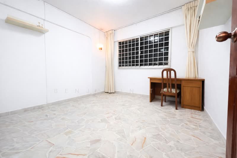 773 Yishun Avenue 3, 773 Yishun Avenue 3, 3 Bedrooms, 904 sqft, HDB Flat For Sale, by Benjamin Tan, 500115405 - Study - PropertyGuru.com.sg