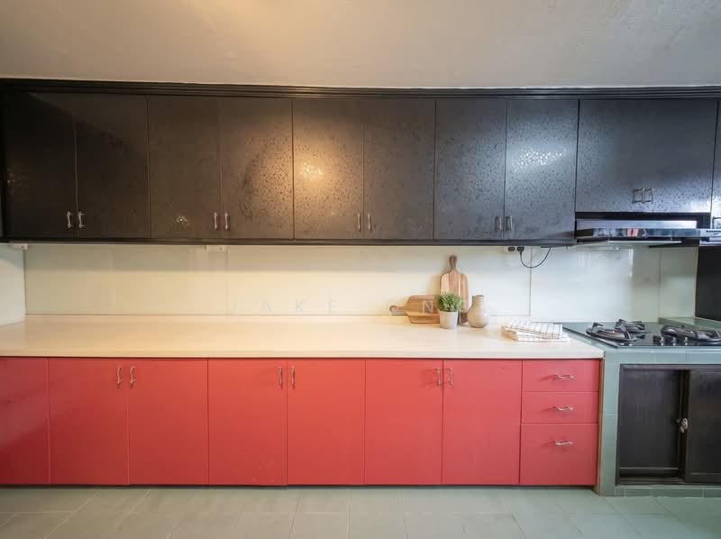 51 Kent Road, 51 Kent Road, 3 Bedrooms, 947 sqft, HDB Flat For Sale, by Jake Ong, 500115420 - Kitchen - PropertyGuru.com.sg