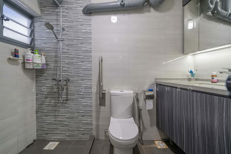 468A Admiralty Drive, 468A Admiralty Drive, 4 Bedrooms, 1,475 sqft, HDB Flat For Sale, by Jose Loh Zhenhao, 500115422 - Bathroom - PropertyGuru.com.sg