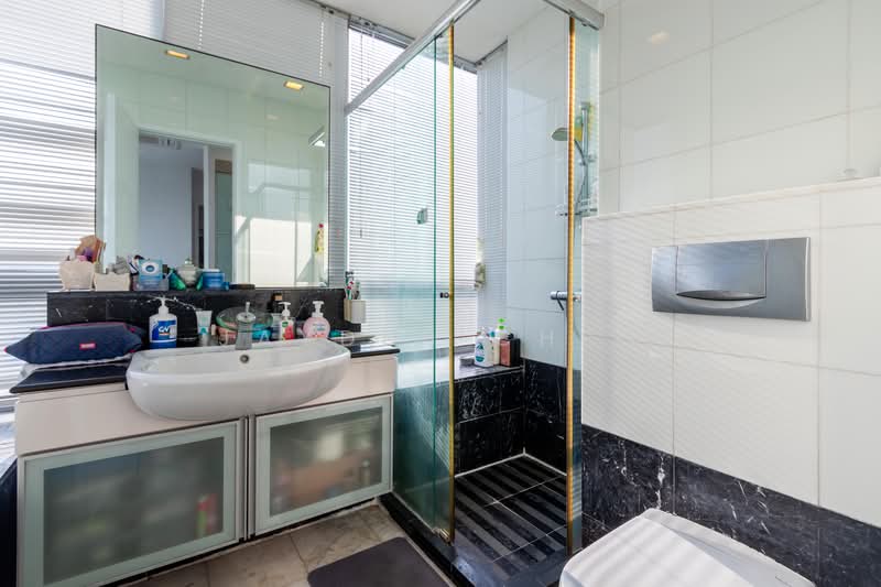 Balmoral Hills, 9 Balmoral Park, 3 Bedrooms, 2,691 sqft, Condominium For Sale, by Jayden Chen, 500115424 - Bathroom - PropertyGuru.com.sg