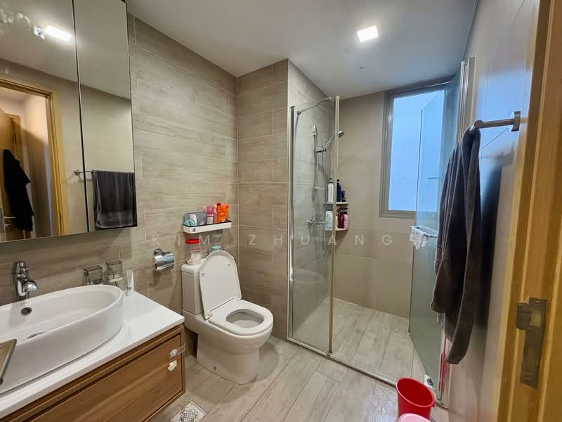 Sea Horizon, 1 Pasir Ris Rise, 3 Bedrooms, 1,163 sqft, Executive Condominium For Rent, by Kim Zhuang, 500115428 - Bathroom - PropertyGuru.com.sg