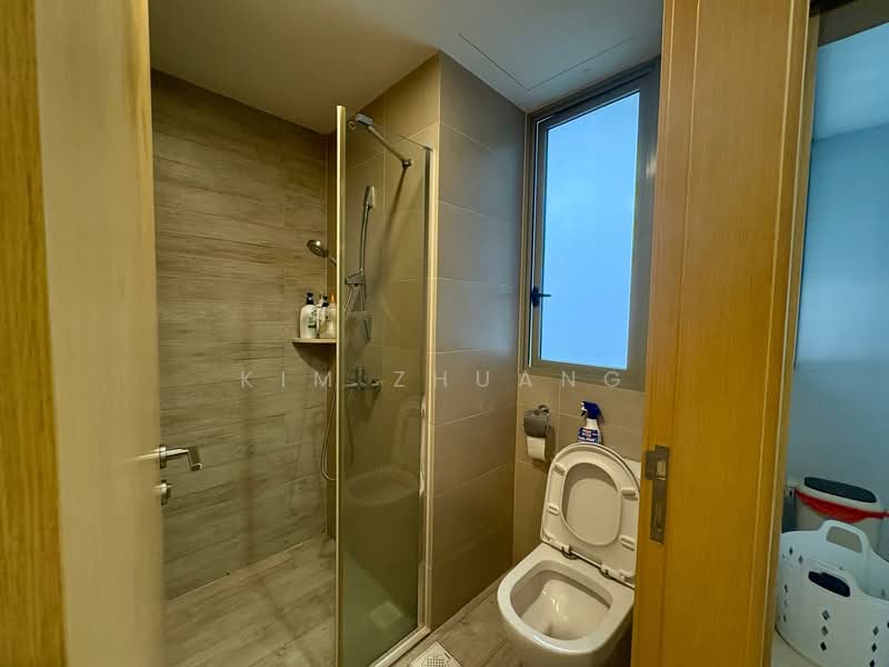 Sea Horizon, 1 Pasir Ris Rise, 3 Bedrooms, 1,163 sqft, Executive Condominium For Rent, by Kim Zhuang, 500115428 - Bathroom - PropertyGuru.com.sg
