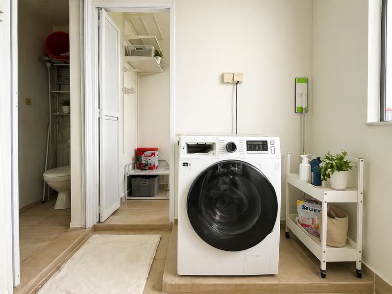 The Quintet, 36 Choa Chu Kang Street 64, 4 Bedrooms, 1,561 sqft, Condominium For Rent, by Kelvin Khor, 500115430 - Bathroom - PropertyGuru.com.sg