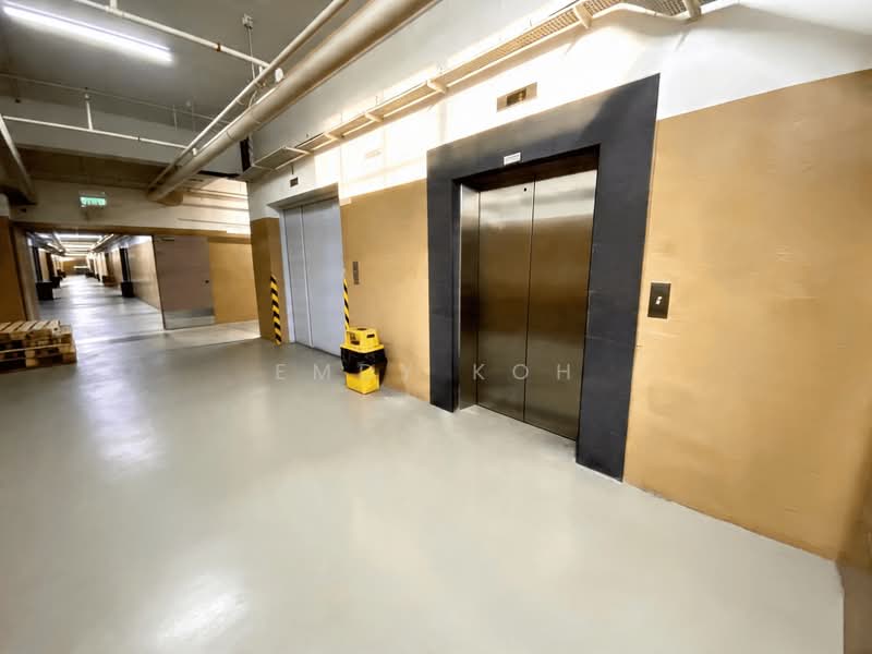 Gold Pine Industrial Building, 126 Joo Seng Road, 1,506 sqft, Light Industrial (B1) For Rent, by Emdy Koh, 500115445 - Corridor - CommercialGuru.com.sg