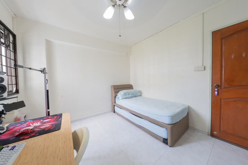 731 Woodlands Circle, 731 Woodlands Circle, 3 Bedrooms, 1,109 sqft, HDB Flat For Sale, by Kai Mun, 500115450 - Bedroom - PropertyGuru.com.sg