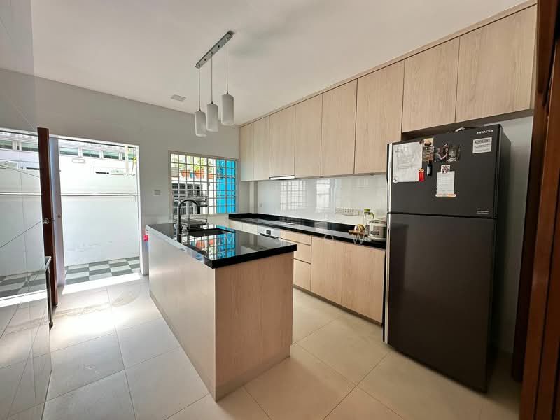 Opera estate-2.5sty terr(walk to bedok mrt), Dido street, 4 Bedrooms, 2,200 sqft, Terraced House For Rent, by Tim Seow, 500115464 - Kitchen - PropertyGuru.com.sg