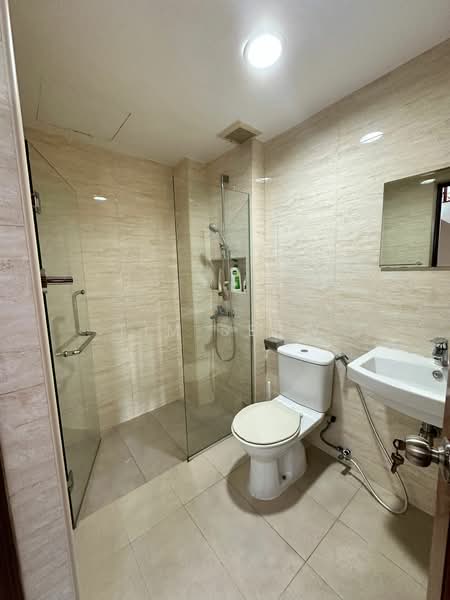 Opera estate-2.5sty terr(walk to bedok mrt), Dido street, 4 Bedrooms, 2,200 sqft, Terraced House For Rent, by Tim Seow, 500115464 - Bathroom - PropertyGuru.com.sg