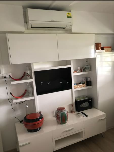 706 Clementi West Street 2, 706 Clementi West Street 2, Room Rental, 120 sqft, HDB Flat For Rent, by Alex Teoh, 500115469 - Living Room - PropertyGuru.com.sg