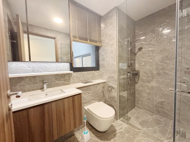 Lentor Modern, Lentor Central, 3 Bedrooms, 990 sqft, Condominium For Sale, by Nat Tjew, 500115470 - Bathroom - PropertyGuru.com.sg