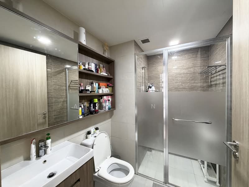 Sol Acres, 8 Choa Chu Kang Grove, 2 Bedrooms, 872 sqft, Executive Condominium For Sale, by Alyssa Ng, 500115477 - Master Bath - PropertyGuru.com.sg