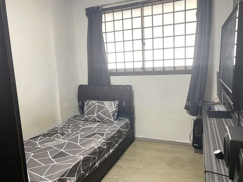 745 Jurong West Street 73, 745 Jurong West Street 73, 3 Bedrooms, 1,119 sqft, HDB Flat For Sale, by Nijamudeen Deeno, 500115486 - Bedroom - PropertyGuru.com.sg