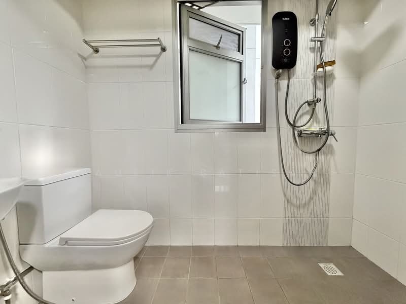 693A Woodlands Avenue 6, 693A Woodlands Avenue 6, 3 Bedrooms, 1,001 sqft, HDB Flat For Sale, by Taufik Batisah, 500115493 - Bathroom - PropertyGuru.com.sg