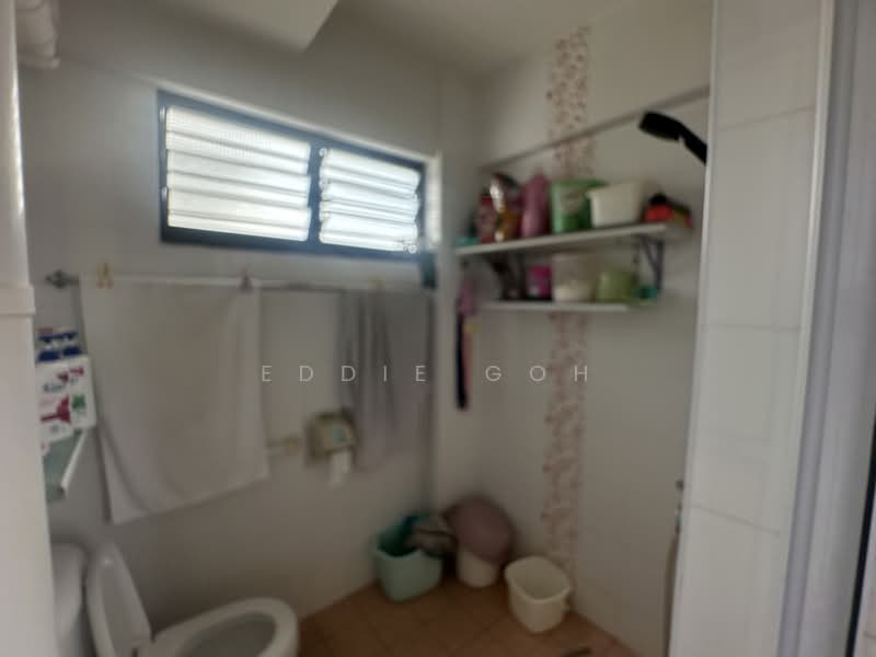 109 Bukit Purmei Road, 109 Bukit Purmei Road, 2 Bedrooms, 796 sqft, HDB Flat For Sale, by Eddie Goh, 500115495 - Bathroom - PropertyGuru.com.sg