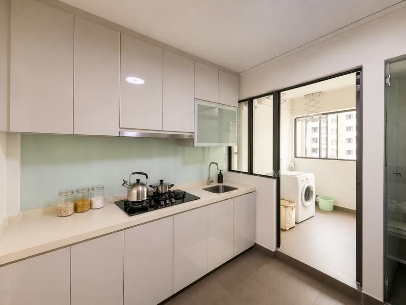 913 Hougang Street 91, 913 Hougang Street 91, 3 Bedrooms, 1,087 sqft, HDB Flat For Sale, by Ashlyn Lim, 500115499 - Kitchen - PropertyGuru.com.sg