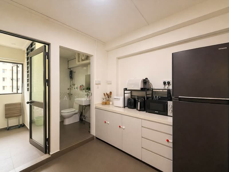 913 Hougang Street 91, 913 Hougang Street 91, 3 Bedrooms, 1,087 sqft, HDB Flat For Sale, by Ashlyn Lim, 500115499 - Kitchen - PropertyGuru.com.sg