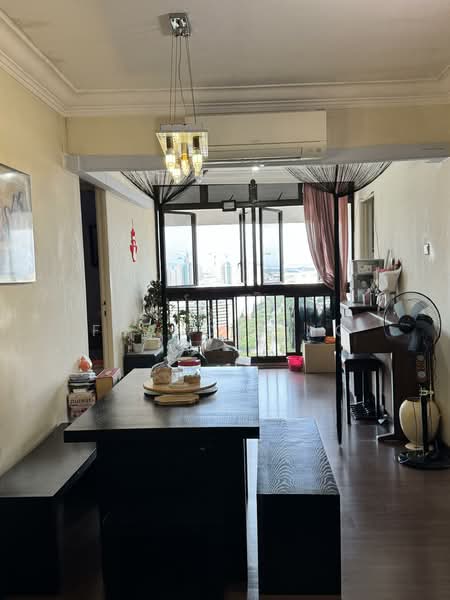 19 Bedok South Road, 19 Bedok South Road, 3 Bedrooms, 1,227 sqft, HDB Flat For Sale, by Francis Ng, 500115501 - PropertyGuru.com.sg