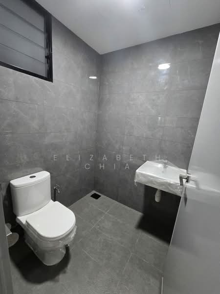 Food Vision @ Mandai, 21 Mandai Estate, Admiralty / Woodlands, 1,668 sqft, Factory / Workshop (B2) For Rent, by Elizabeth Chia, 500115502 - Bathroom - CommercialGuru.com.sg