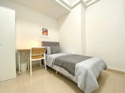 For Rent - International Plaza