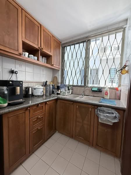 The Bayshore, 30 Bayshore Road, 4 Bedrooms, 1,432 sqft, Condominium For Sale, by Daryl Ng, 500115528 - Kitchen - PropertyGuru.com.sg