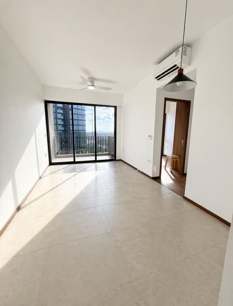 Lentor Modern, 3 Lentor Central, 3 Bedrooms, 969 sqft, Condominium For Sale, by Rica Yang, 500115538 - Living Room - PropertyGuru.com.sg