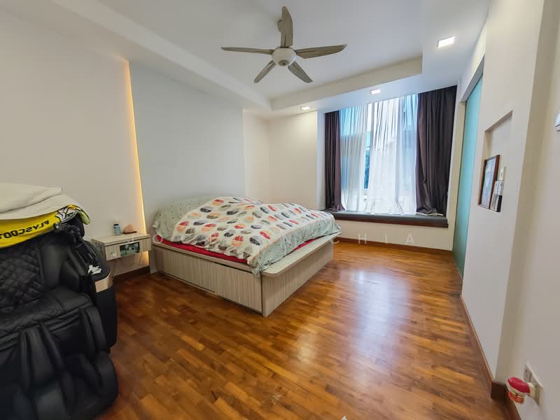 Springside Avenue, Springside Avenue, 5 Bedrooms, 4,155 sqft, Terraced House For Sale, by Jocelyn Chia, 500115539 - Bedroom - PropertyGuru.com.sg