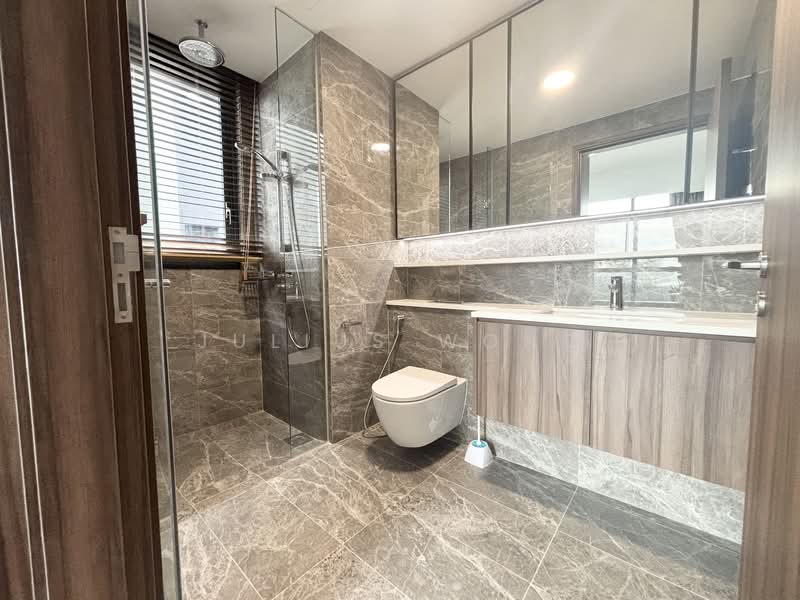 Lentor Modern, Lentor Central, 3 Bedrooms, 990 sqft, Condominium For Sale, by Julius Wong, 500115544 - Master Bathroom - PropertyGuru.com.sg