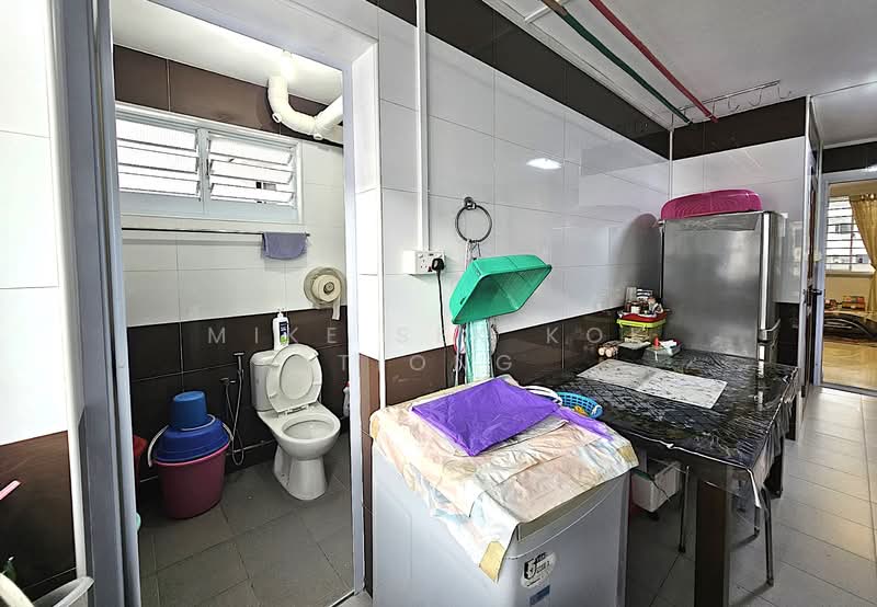 325 Serangoon Avenue 3, 325 Serangoon Avenue 3, Room Rental, 100 sqft, HDB Flat For Rent, by Mike Sek Kok Tiong, 500115560 - Common Bathroom - PropertyGuru.com.sg