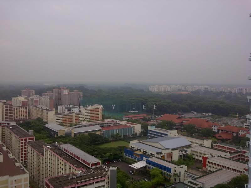 384 Bukit Batok West Avenue 5, 384 Bukit Batok West Avenue 5, 3 Bedrooms, 990 sqft, HDB Flat For Rent, by May Lee, 500115564 - Exterior - PropertyGuru.com.sg